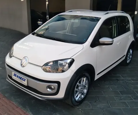 Volkswagen Up Cross 1.0 TSI Flex 2016/2017 Branco