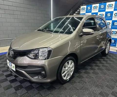 Toyota Etios 2019 1.5 x plus 16v flex 4p automático