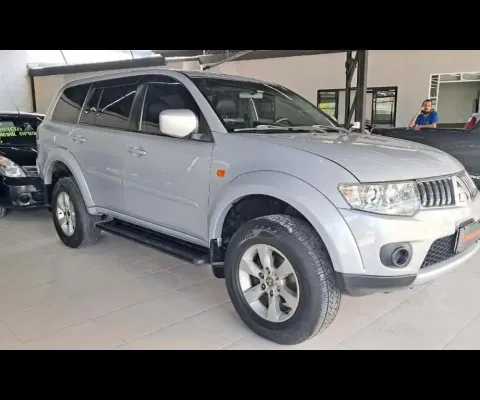 Pajero DAKAR 3.2 4x4 T.I. Dies. 5p Aut.