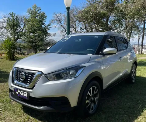 KICKS CVT TECNOLOGIA E CONFORTO PARA SUA FAMILIA, EM EXCELENTE ESTADO 