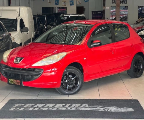  Ótima opção de hatch com custo-benefício para o uso urbano!