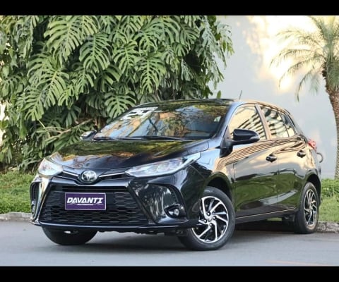 Toyota Yaris Hatch Flex Automático