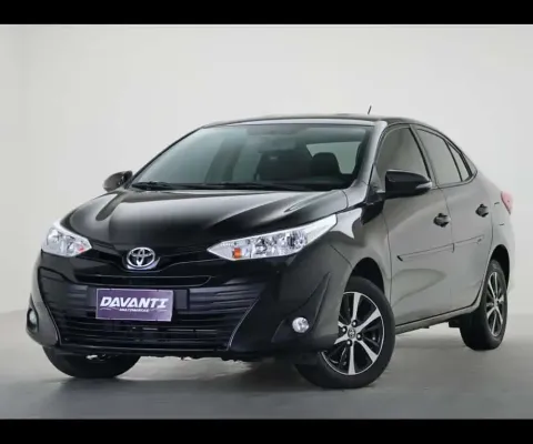 Toyota Yaris Sedan Flex Automático