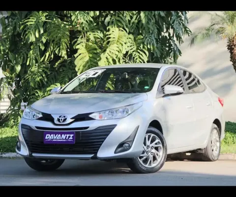 Toyota Yaris Sedan Flex Automático