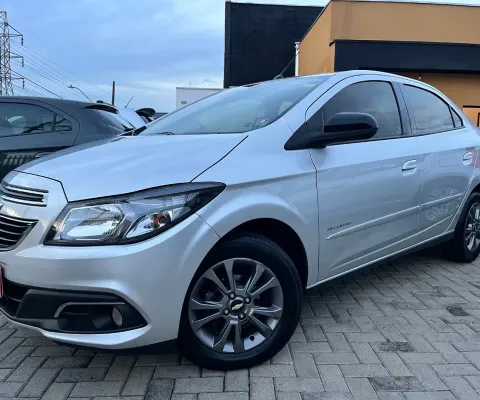 Prisma advantage 1.0 em excelente estado completo com multimídia 