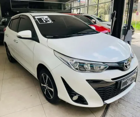Toyota Yaris Hatch Flex Automático