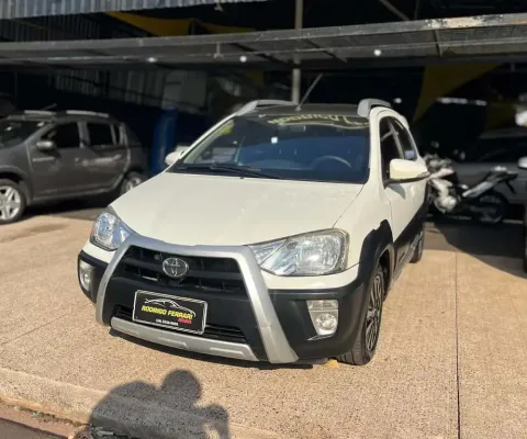 TOYOTA ETIOS HB CROSS 2014