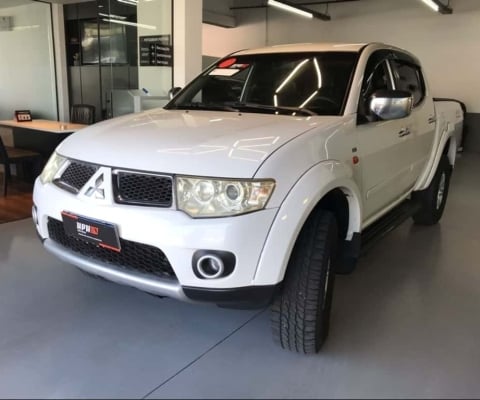 Mitsubishi L200 TRITON 3.2 HPE 4X4 CD 16V TURBO INTERCOOLER DIESEL 4P AUTOMÁTICO