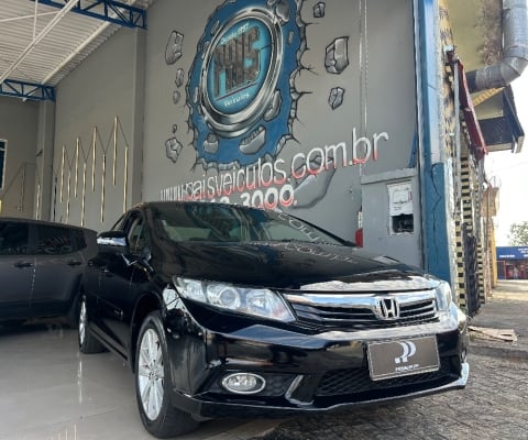 Honda Civic 2014 Impecável 