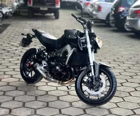 YAMAHA MT 09 2015