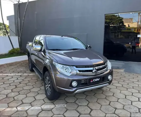 Mitsubishi L200 TRITON 2.4 16V TURBO DIESEL SPORT HPE TOP CD 4P 4X4 AUTOMÁTICO