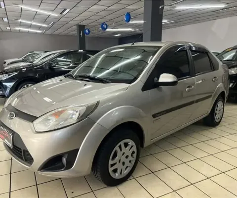 FORD FIESTA 1.6 MPI Sedan 8V - 2011/2012