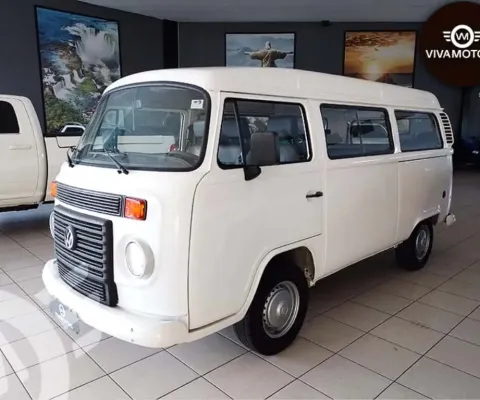 Volkswagen Kombi 2014 1.4 mi furgão 8v flex 3p manual