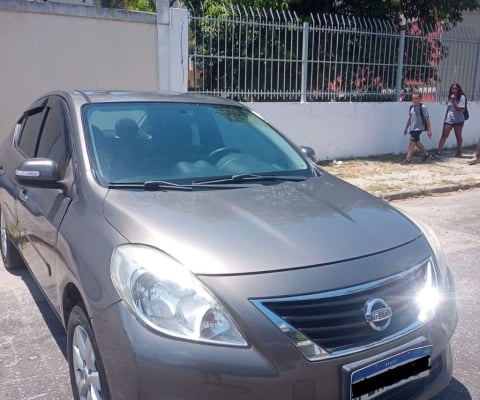 VERSA 2014 SL 1.6 FLEX/GNV - COMPLETO