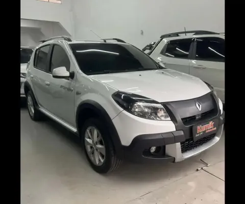 RENAULT SANDERO STEPWAY Hi-Flex 1.6 16V 5p Aut.