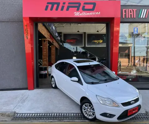 Ford FOCUS 2.0 GHIA 16V GASOLINA 4P AUTOMÁTICO