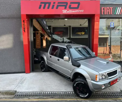 Mitsubishi L200 2.5 GLS 4X4 CD 8V TURBO DIESEL 4P MANUAL