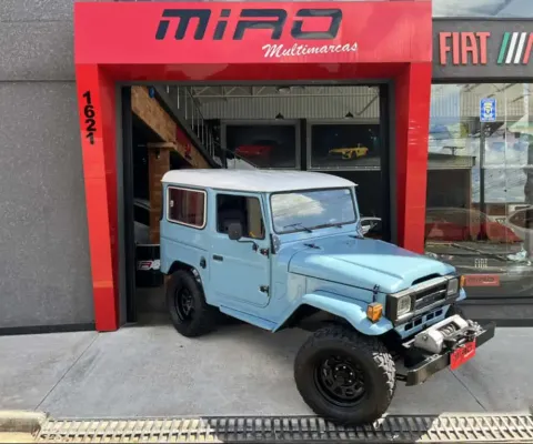 Toyota BANDEIRANTE 4.0 OJ50LV 4X4 TETO RIGIDO DIESEL 2P MANUAL