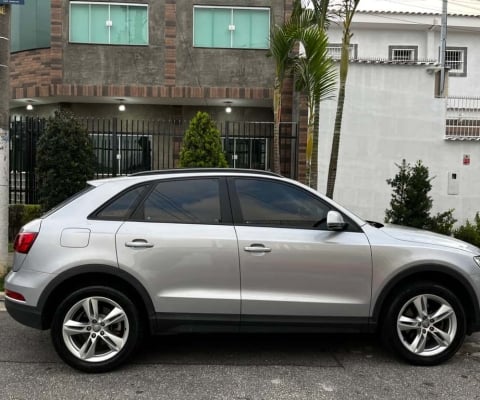 AUDI Q3 1.4 TFSI/TFSI Flex S-tronic 5p