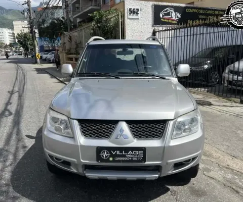 Mitsubishi Pajero tr4 2010 2.0 4x4 16v 140cv flex 4p automático