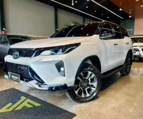 Toyota hilux swsrxa4rd 2025