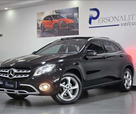 MERCEDES-BENZ GLA 200 1.6 CGI Enduro 7g-dct - 2019/2019