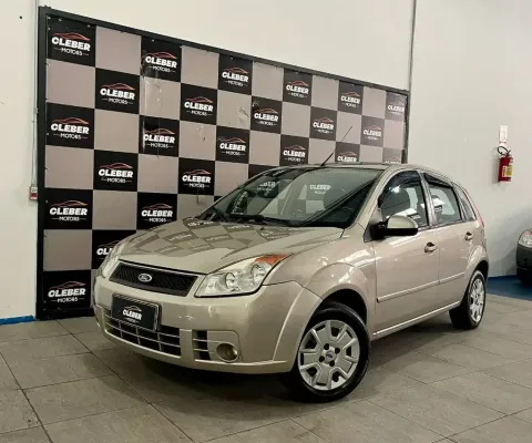 Fiesta 1.6 Hatch 2010  r