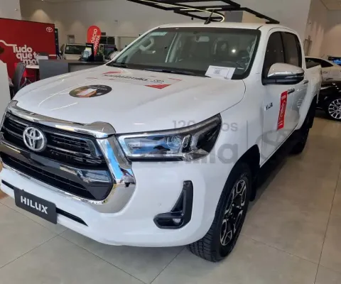 TOYOTA HILUX 2.8 SRV 4X4 CD TURBO INTERCOOLER 16V