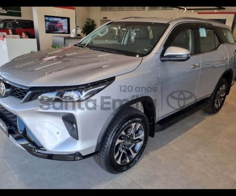 TOYOTA HILUX SW4 2.8 SRX PLATINUM TURBO 4X4 4P