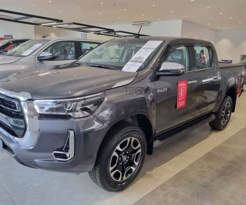 TOYOTA HILUX 2.8 TDI SRX PLUS CD 4X4 4P