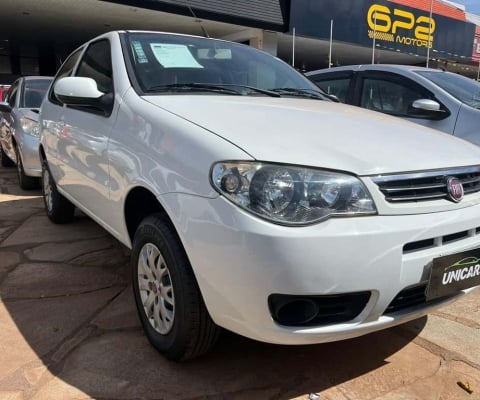 Fiat Palio Way Celebration 1.0 F. Flex 8V 5p  - Branca - 2016/2016