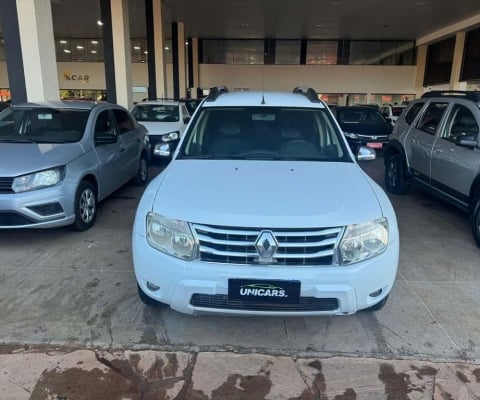 Renault Duster 20 D 4X2A - Branca - 2013/2014