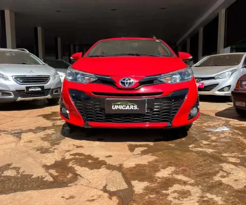 Toyota Yaris HB XLS15 AT - Vermelha - 2019/2020