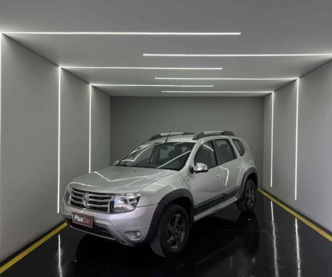 Renault Duster 2014 2.0 dynamique 4x2 16v flex 4p automático
