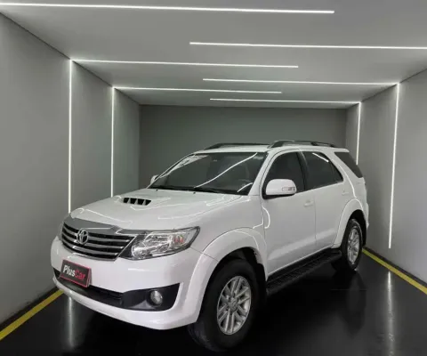 Toyota Hilux sw4 2012 3.0 sr 4x4 16v turbo intercooler diesel 4p automático