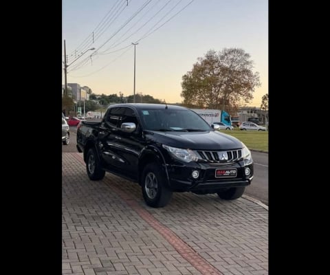 Mitsubishi L200 Triton MITSUBISHI MMC/TRITON SPORT HPE - Preta - 2019/2020