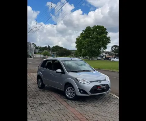 Ford Fiesta SE 1.6 8V Flex 5p  - Prata - 2014/2014