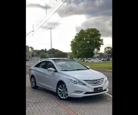 Hyundai Sonata 2.4 16V 182cv 4p Aut.  - Branca - 2012/2013