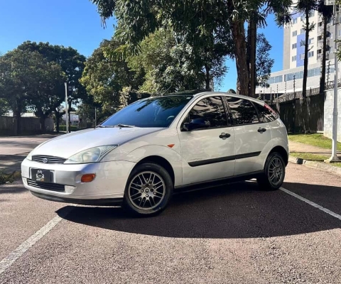 FORD FOCUS GHIA 2.0LHA 2002