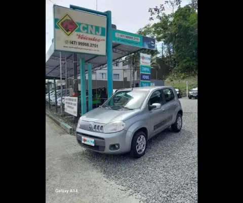 Fiat Uno VIVACE Celeb. 1.0 EVO F.Flex 8V 5p  - Cinza - 2012/2012