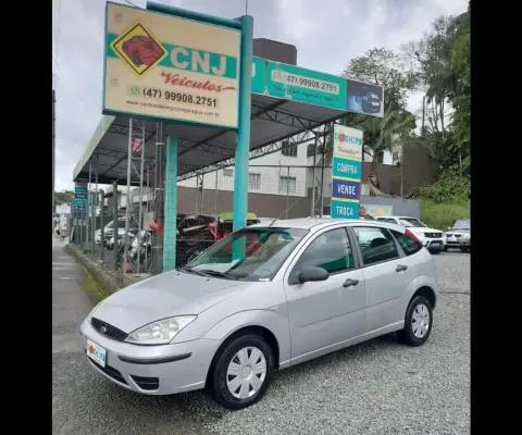 Ford Focus 1.6 S/SE/SE Plus Flex 8V/16V  5p  - Prata - 2007/2007