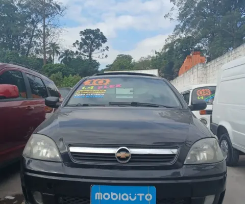 Veículo em ótima conservação de estado. Facilitamos no pagamento.