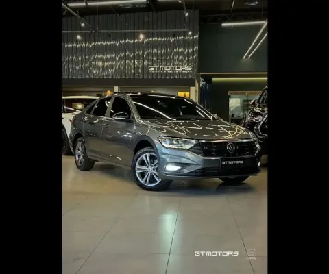 VW Jetta R-Line 2020
