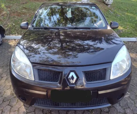 SANDERO COM MOTOR NOVO REVISADO.