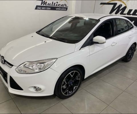 Ford FOCUS 2.0 TITANIUM SEDAN 16V FLEX 4P POWERSHIFT