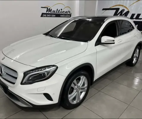 Mercedes-Benz GLA 200 1.6 CGI ADVANCE 16V TURBO FLEX 4P AUTOMÁTICO