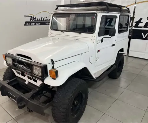 Toyota BANDEIRANTE 4.0 OJ50LV-B 4X4 CHASSI LONGO DIESEL 2P MANUAL