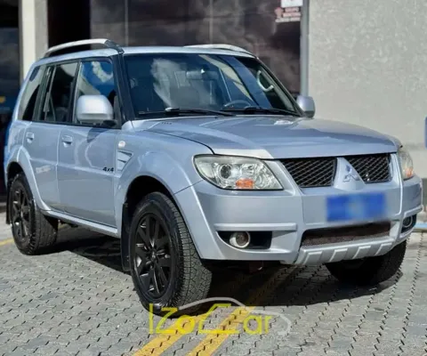 Mitsubishi PAJERO TR4 2.0 4X4 16V 140CV FLEX 4P AUTOMÁTICO