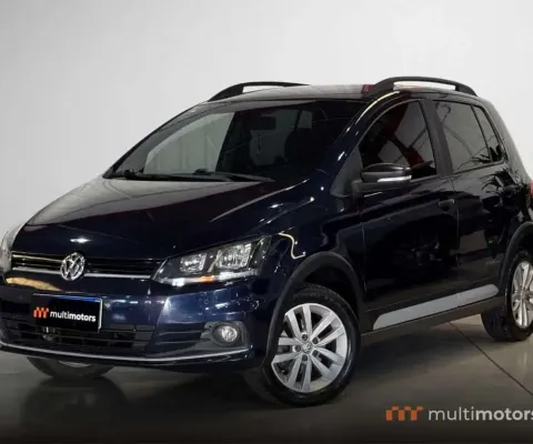 Volkswagen Fox TRACK 1.0 Flex 12V 5p  - Azul - 2017/2018