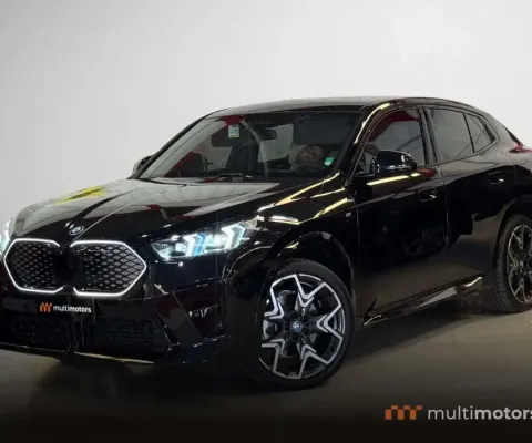 BMW iX XDRIVE - Preta - 2024/2025